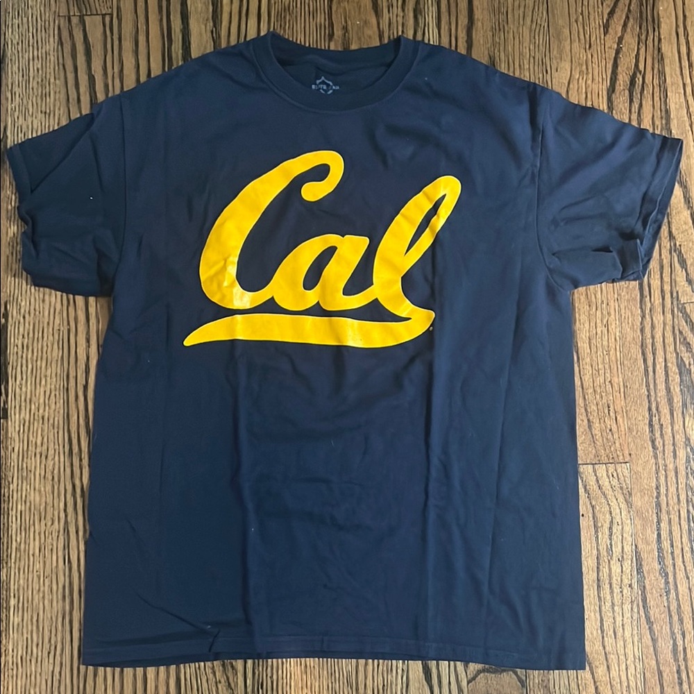 Cal Short Sleeve Tee-NWOT